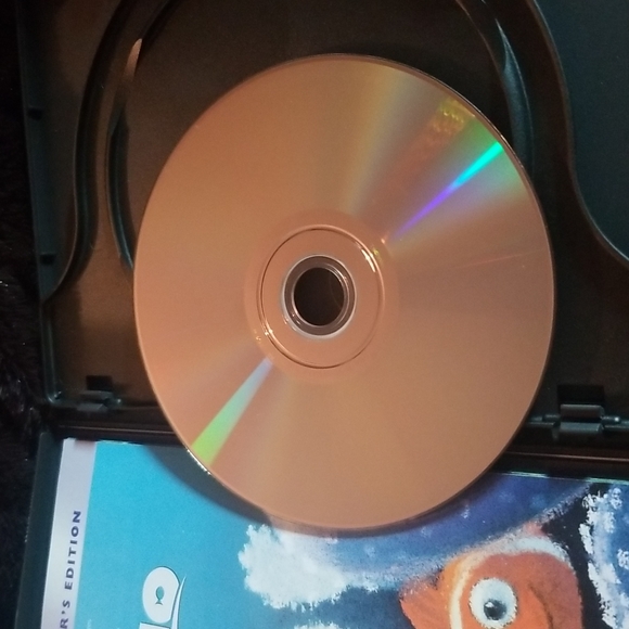 Disney Finding Nemo DVD - Picture 3 of 13